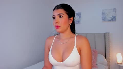 Evelyn online show from 01.11.26