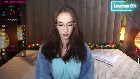 Snapshot of evelyn_rush1 chatting on 12.15.24 evelyn rush1 online show from 12.15.24