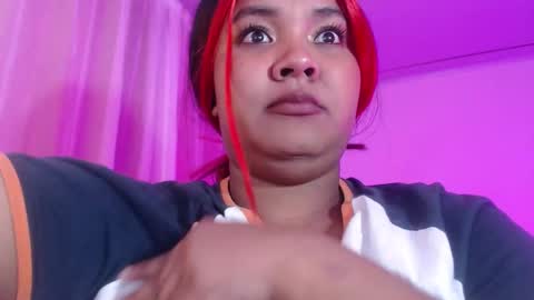 Snapshot of evelyn_sandoval chatting on 01.18.26 Evelyn Sandoval online show from 01.18.26