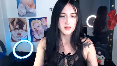 Snapshot of evelyn_sheeran chatting on 07.11.26 Julieta online show from 07.11.26