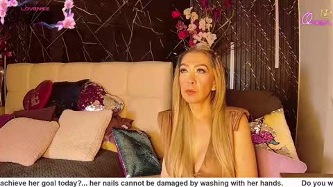 EvelynaGrey online show from 05.13.26
