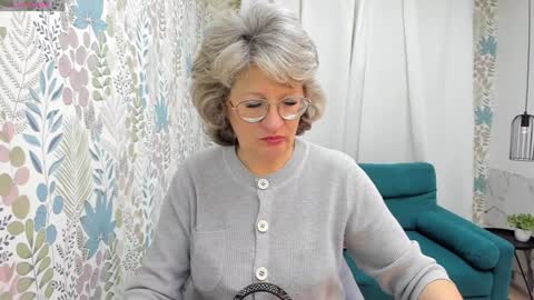 Snapshot of evelynblissful chatting on 12.03.24 Evelyn online show from 12.03.24