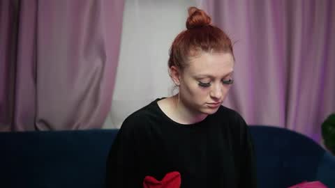  Evelyn  online show from 05.24.26