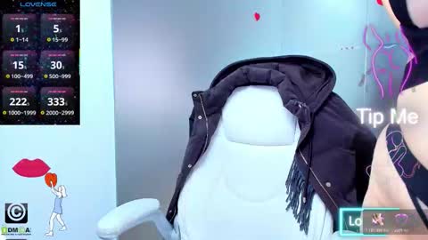 Snapshot of evelyne_rose chatting on 02.24.26 evelyne_rose online show from 02.24.26