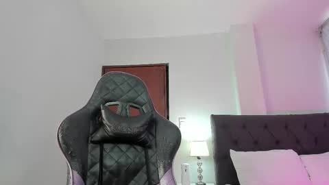 Snapshot of evelynhoward23 chatting on 11.02.25 LAURA SOFIA INDEPENDENT MODEL FOLLOW ME NOW ALMOST 10000 FOLLOWERS online show from 11.02.25