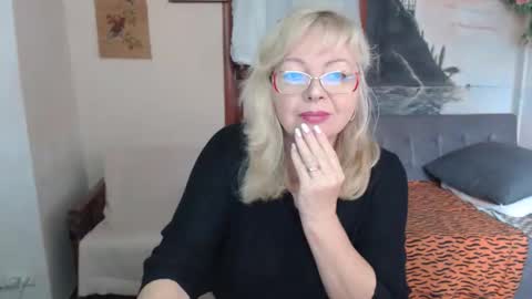 BarbaraBlondy online show from 11.13.25
