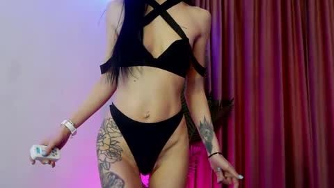 EvePosh online show from 04.22.26