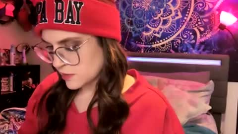 Snapshot of everleighlux chatting on 12.06.24 Aly online show from 12.06.24