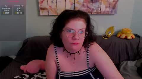 Snapshot of everly_rays chatting on 06.16.26 Everly online show from 06.16.26