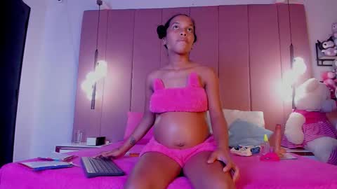 everly_smitth online show from 09.27.25