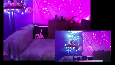 Snapshot of everlyester chatting on 11.19.25 Evie online show from 11.19.25