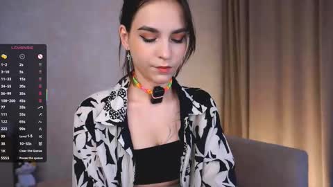 Snapshot of evervessi chatting on 10.03.25 Anita online show from 10.03.25