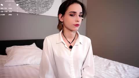 Snapshot of evervessi chatting on 10.20.25 Anita online show from 10.20.25