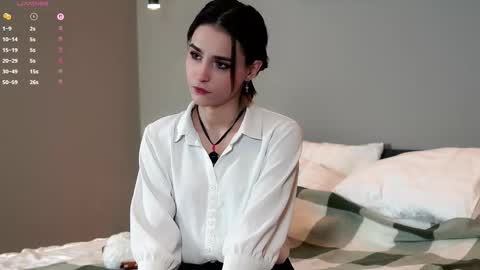 Snapshot of evervessi chatting on 10.25.25 Anita online show from 10.25.25