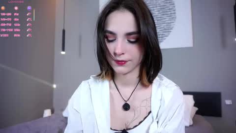 Snapshot of evervessi chatting on 11.01.25 Anita online show from 11.01.25