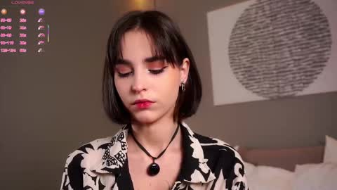 Snapshot of evervessi chatting on 11.12.25 Anita online show from 11.12.25