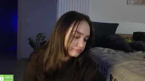 evi_woow online show from 11.09.25