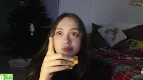 evi_woow online show from 11.27.25