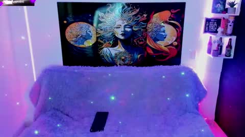 Evie99  online show from 02.25.25