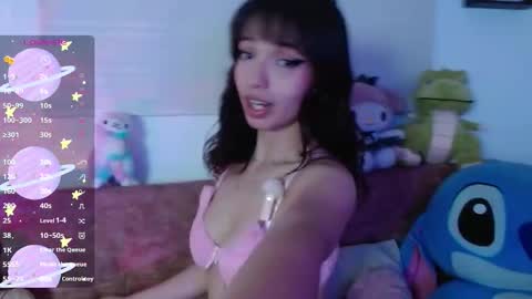 Snapshot of evie_cloud chatting on 11.08.25 Evie Cloud online show from 11.08.25