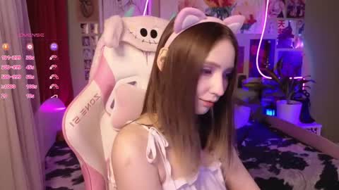 Evie online show from 04.22.26