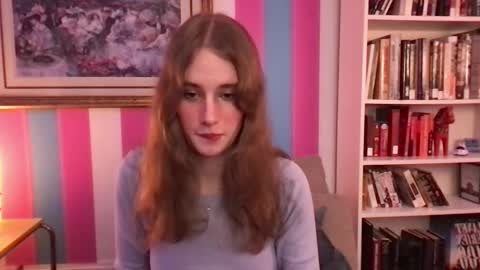 Snapshot of eviecam chatting on 09.16.25 Evie3 online show from 09.16.25