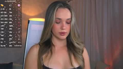 Evie online show from 09.17.25