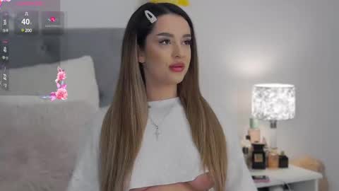 Evie online show from 02.18.25