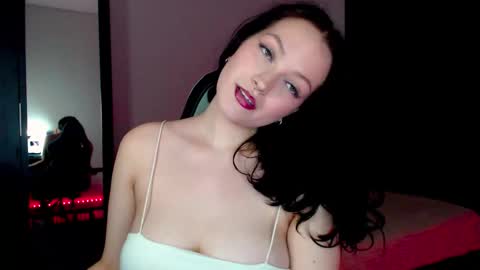 Lessie online show from 11.21.25