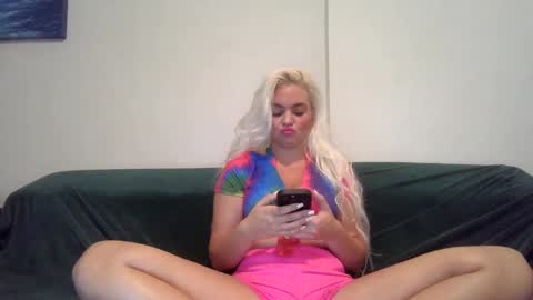 Badblondebunny online show from 12.19.24