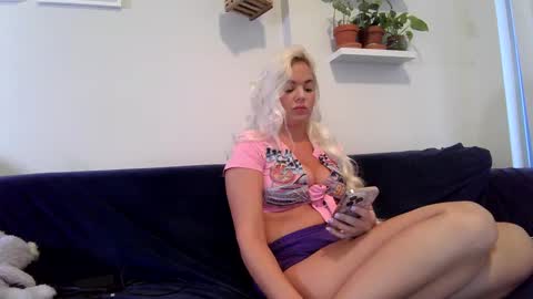 Badblondebunny online show from 09.28.25