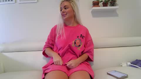 Badblondebunny online show from 01.18.26