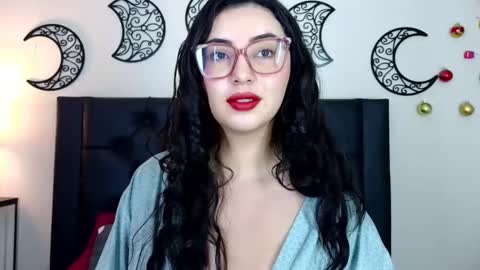 Evolet online show from 12.04.25