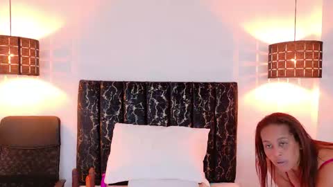 evvaa_moon online show from 04.17.26