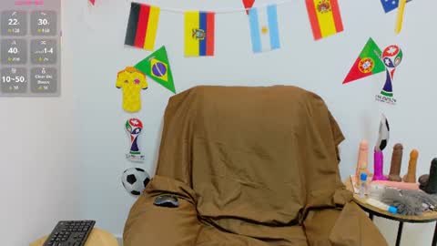 Snapshot of evvaa_moon chatting on 06.22.26 evvaa_moon online show from 06.22.26