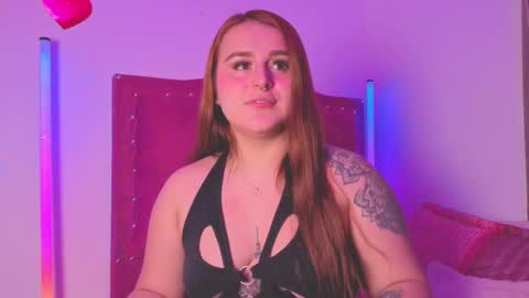 Snapshot of evy_orange1 chatting on 10.15.25 EVY online show from 10.15.25