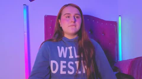 Snapshot of evy_orange1 chatting on 10.18.25 EVY online show from 10.18.25