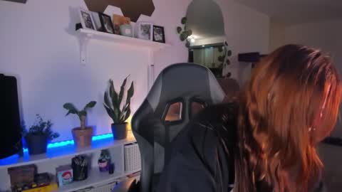 Snapshot of evy_orange1 chatting on 02.03.26 EVY online show from 02.03.26