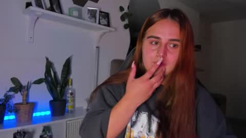 Snapshot of evy_orange1 chatting on 02.11.26 EVY online show from 02.11.26