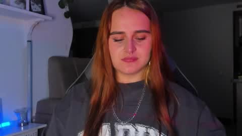 Snapshot of evy_orange1 chatting on 02.14.26 EVY online show from 02.14.26