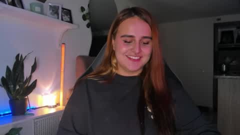 Snapshot of evy_orange1 chatting on 02.19.26 EVY online show from 02.19.26