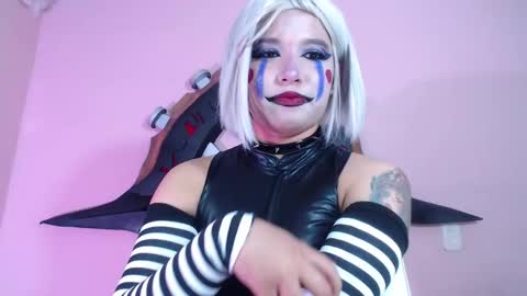 Snapshot of evybubbles_ chatting on 10.04.25 Im Evy online show from 10.04.25