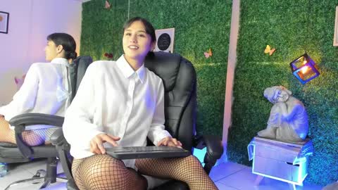 Evyy   online show from 04.08.26