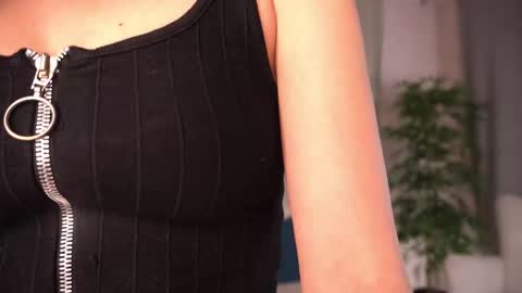 Snapshot of exa_xxx chatting on 02.19.25 just Exa ntmu online show from 02.19.25