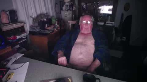 Snapshot of exceos chatting on 12.03.24 EXCEOS online show from 12.03.24