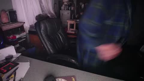 Snapshot of exceos chatting on 01.19.25 EXCEOS online show from 01.19.25