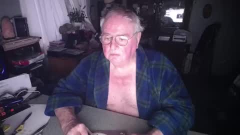 Snapshot of exceos chatting on 01.21.25 EXCEOS online show from 01.21.25