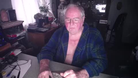 Snapshot of exceos chatting on 01.28.25 EXCEOS online show from 01.28.25