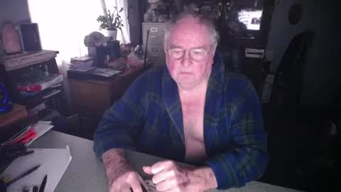 Snapshot of exceos chatting on 02.09.25 EXCEOS online show from 02.09.25