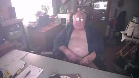 Snapshot of exceos chatting on 02.24.25 EXCEOS online show from 02.24.25